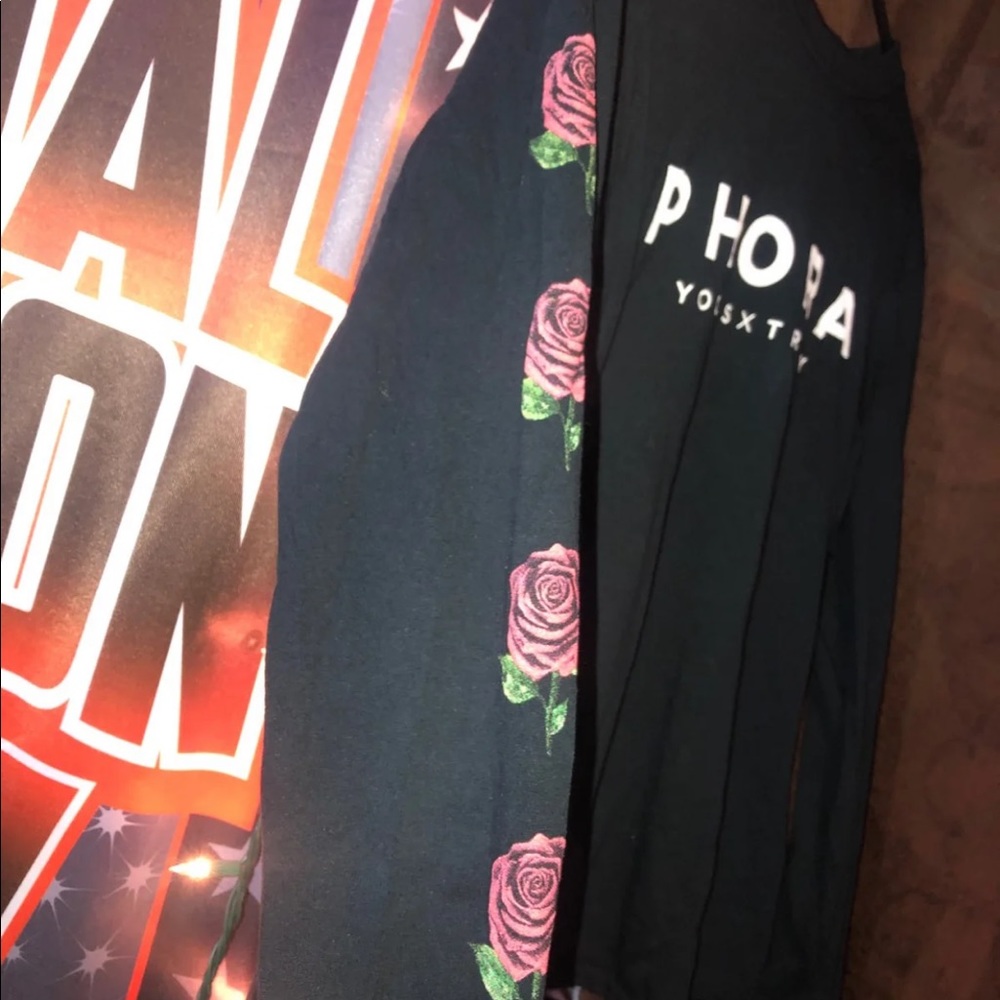 Phora Concert Tee - Picture 2 of 3
